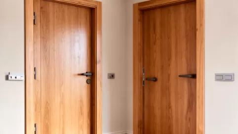 Wykończenie drzwi wewnętrznych